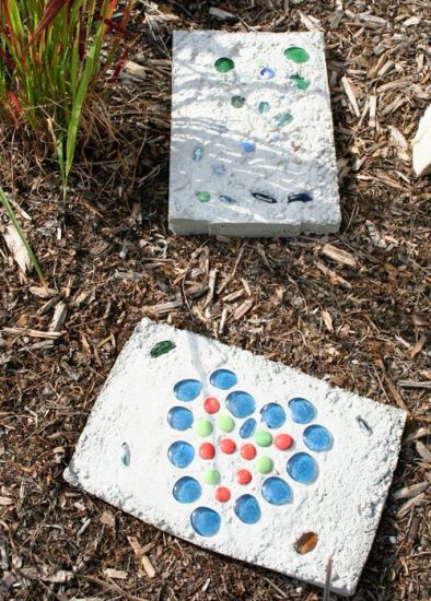 30 Cool DIY Stepping Stone Ideas Balcony Garden Web