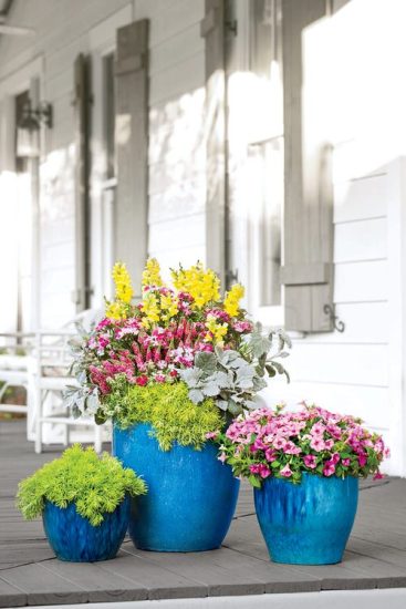 Stunning Front Porch Flower Pot Ideas