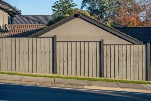 41 Fantastic Privacy Fence On Slope Ideas For Backyard And Garden