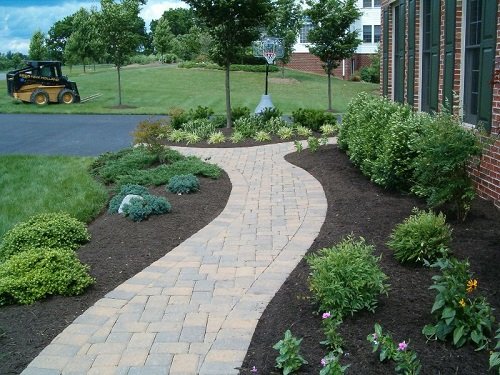Brick Pathway Ideas for Garden Design 89