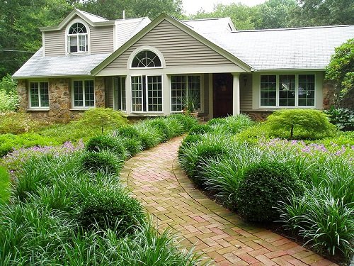 38 Beautiful Brick Pathway Ideas for Garden Design 11