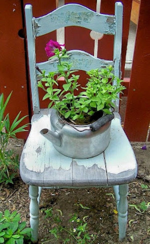 30 Cool Chair Planter Ideas for Home and Garden 11