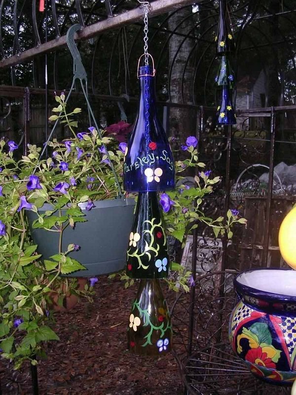 using wine bottles in the garden