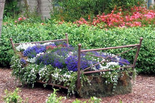 Cool DIY Ideas to Make Your Garden Look Great 2