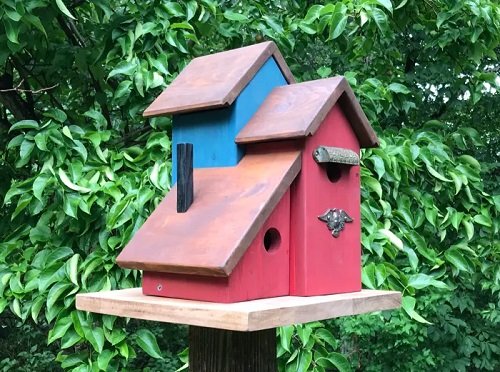 Multi-Unit Birdhouse