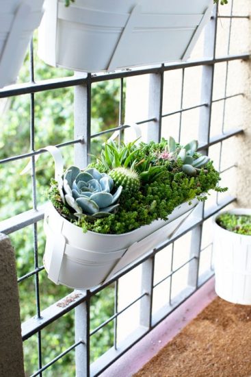 8 Life Saving Ways For Balcony Gardeners To Stop Water Dripping Off The ...