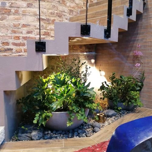 Unique Ideas for Indoor Garden Under Stairs 19