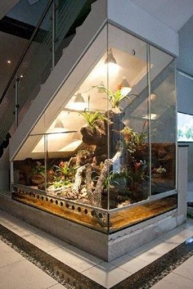 34 Unique Ideas for Indoor Garden Under Stairs