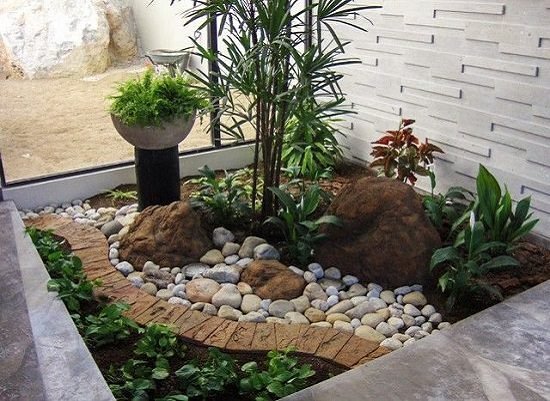 Making a unique Indoor Rock Garden Ideas