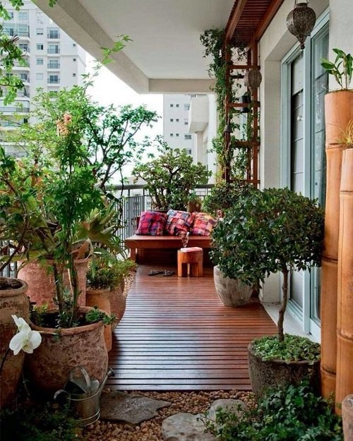 Charming Balcony Garden
