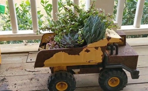DIY Succulent Planter Ideas 8