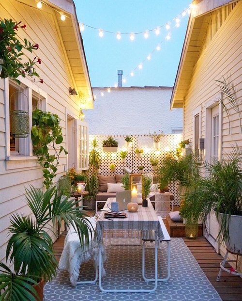 Porch Decor Idea with Plants 3