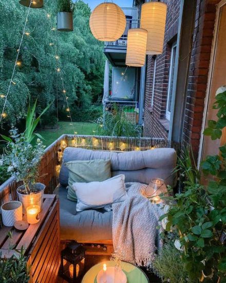 20 Top Balcony Gardens of November 2020 on Instagram