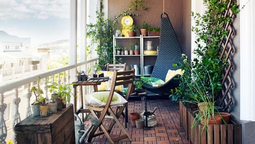 Cozy Apartment Balcony Garden Ideas 6