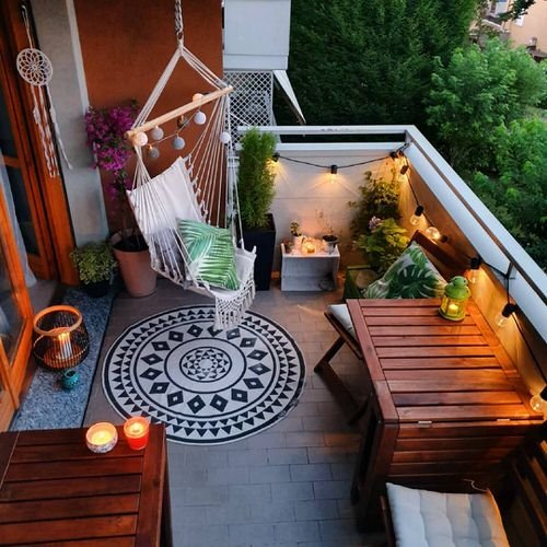 Cozy Apartment Balcony Garden Ideas 16