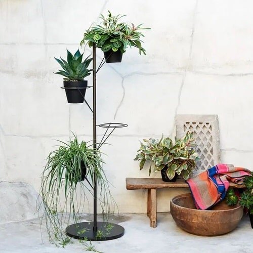 Plant Stand Design Ideas for Indoor Houseplants 8