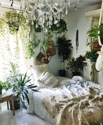 30 Awesome Indoor Plant Bedroom Pictures | Balcony Garden Web