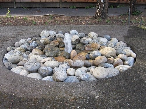DIY Outdoor Water Fountain Ideas 4