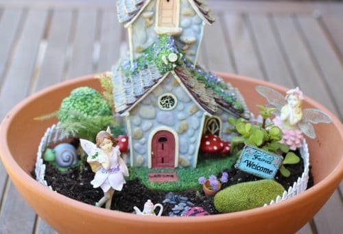 DIY Miniature Fairy Garden Ideas 22
