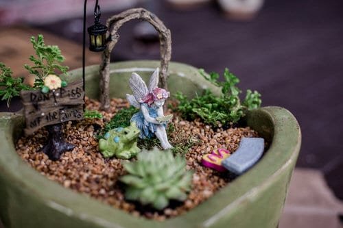 DIY Miniature Fairy Garden Ideas 28
