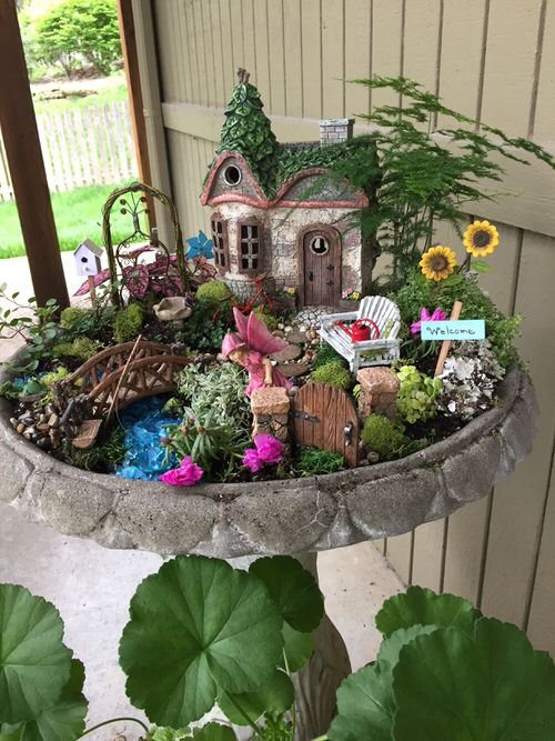 DIY Miniature Fairy Garden Ideas 40