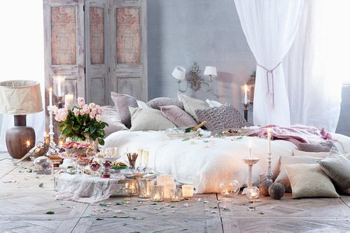 Romantic Bedroom Décor Ideas With Plant Theme 6