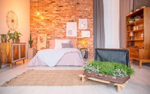 Romantic Bedroom Décor Ideas With Plant Theme 13