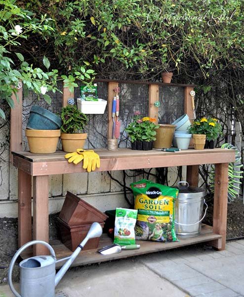 Helpful DIY Potting Bench Ideas 7