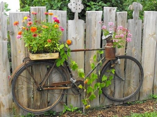 Old Garage Items Turned Into Cool Gardening Things 12