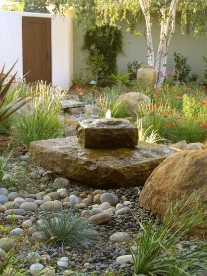 20 Super Cool Front Yard Water Feature Ideas | Balcony Garden Web