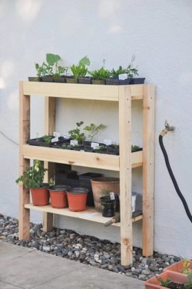 28 Genius Garden Plant Shelf Ideas | Balcony Garden Web