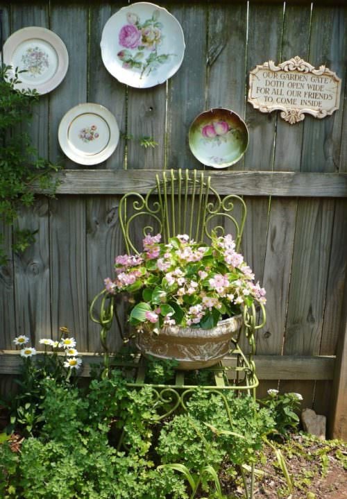 50 Vintage Garden Decor Ideas | Balcony Garden Web