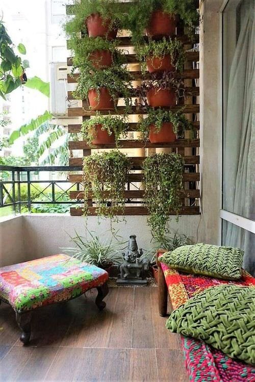 Design Tricks You Can Learn from These Balcony Gardens 8