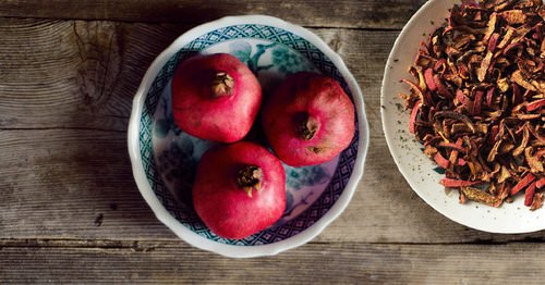 Pomegranate Peel Uses in the Garden 3