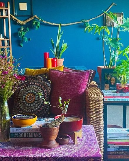 26 Colorful Interior Ideas with Beautiful Houseplants | Balcony Garden Web