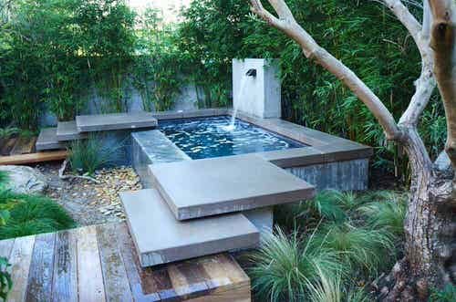 Backyard Hot Tub Privacy Ideas 15