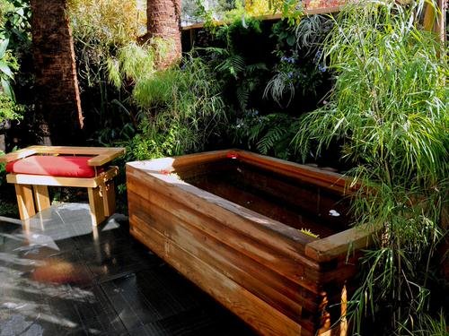 Backyard Hot Tub Privacy Ideas 4