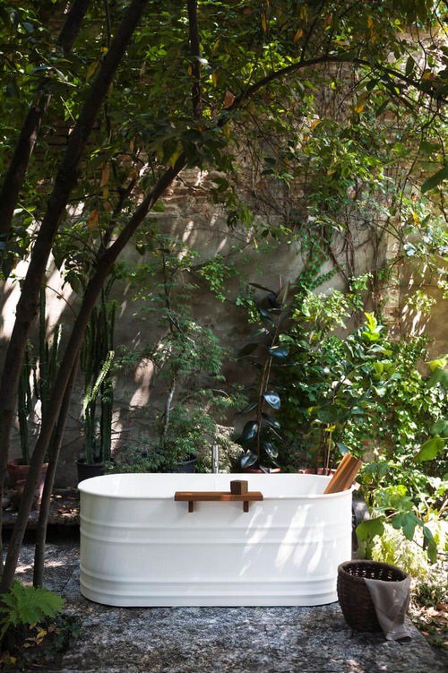 Backyard Hot Tub Privacy Ideas 2
