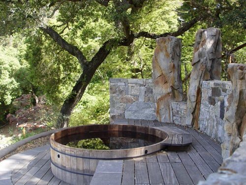 Backyard Hot Tub Privacy Ideas 13
