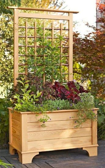 24 DIY Planter with Privacy Screen Ideas | Balcony Garden Web