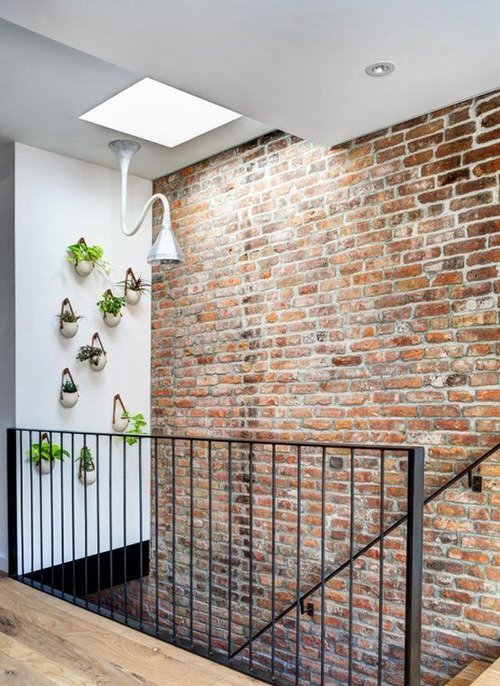 Staircase Wall Decor Ideas With Plants 12