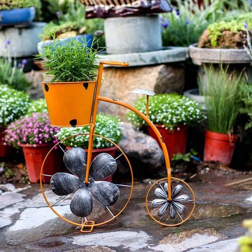 Bicycle Planter Ideas for Your Garden 6