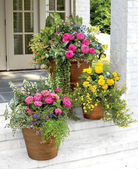 30 Stunning Front Porch Flower Pot Ideas