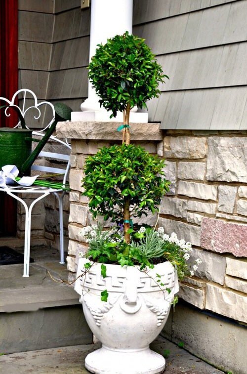 Front Porch Flower Pot Ideas 1