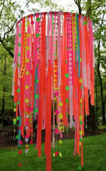 31 Hanging Decoration Ideas for Backyard and Garden