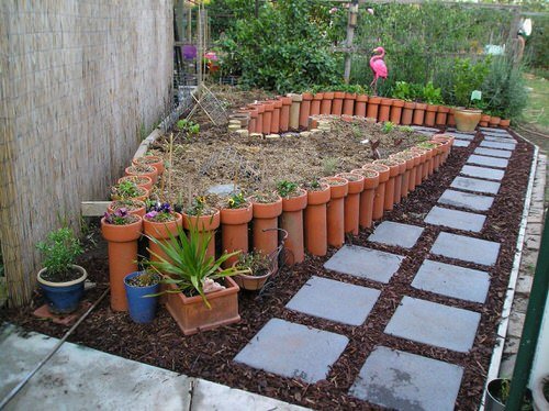 DIY Lawn and Garden Edging Ideas 4