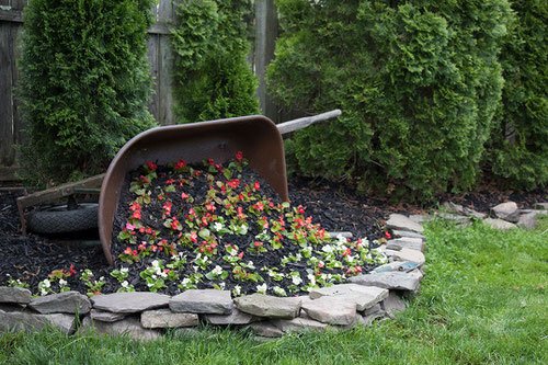 Amazing Up-Cycled Garden Ideas and Projects 8