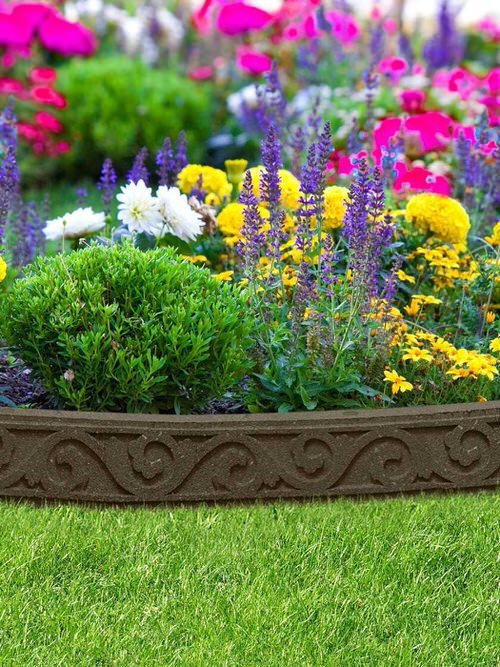 DIY Lawn and Garden Edging Ideas