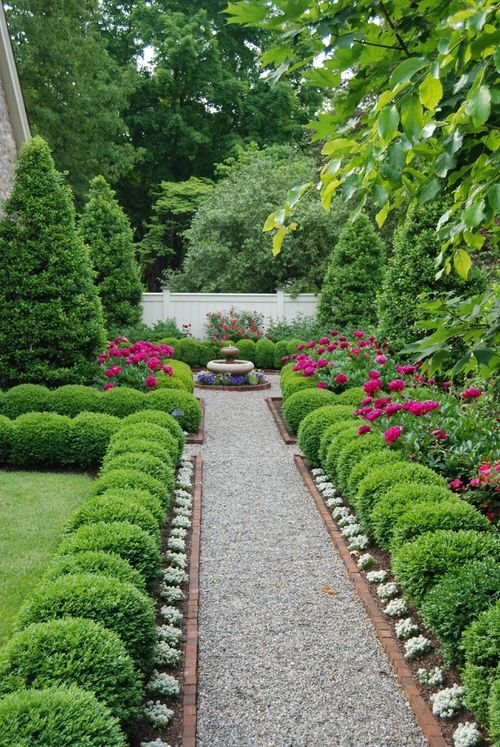 28 Modern Formal Garden Design Ideas 13