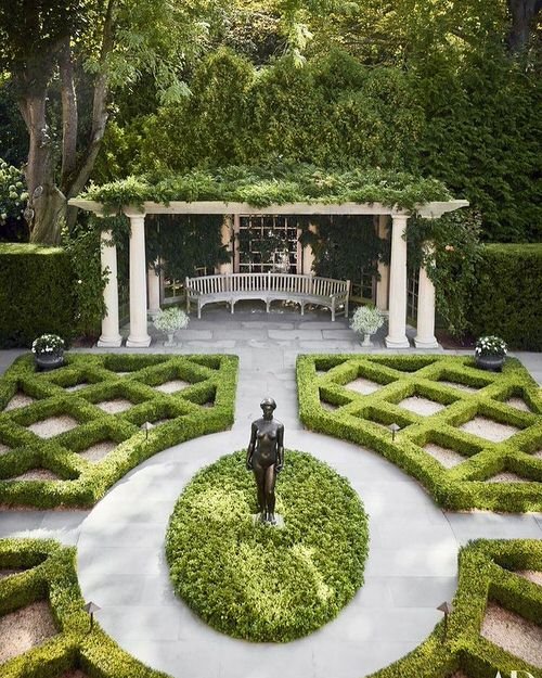 28 Modern Formal Garden Design Ideas 9